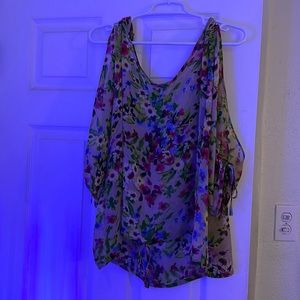 Old Navy XXL Sheer Open Sleeve Floral Top